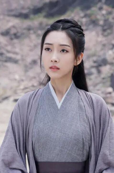 宣璐|好好一古典美女被P成什么样了，不知道的还以为宣璐整容了