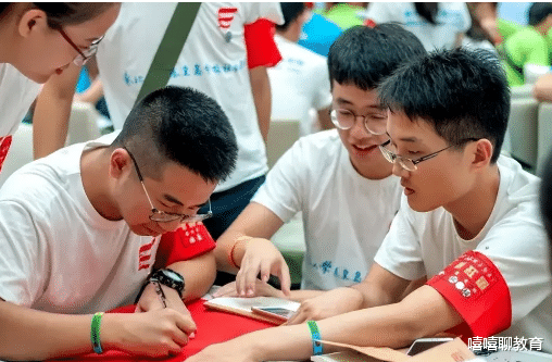 hr|大学生就业屡屡失败,大企业HR坦言:这些简历不用细看直接淘汰