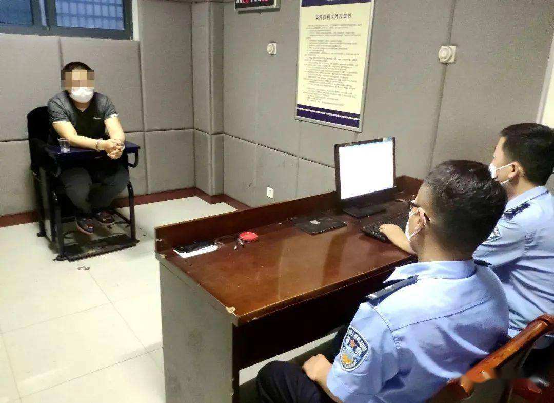北京朝阳,鲍某(男)约贾某(女)在家中吃饭,酒后二人发生了关系