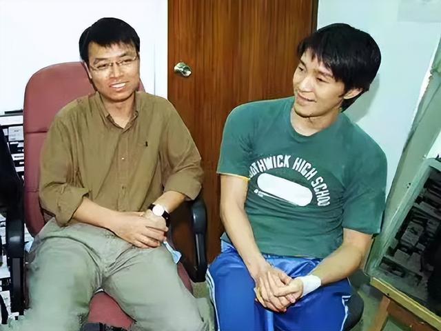 周星驰|同样是导《唐伯虎点秋香》，星爷版与王晶版，有明显的差距