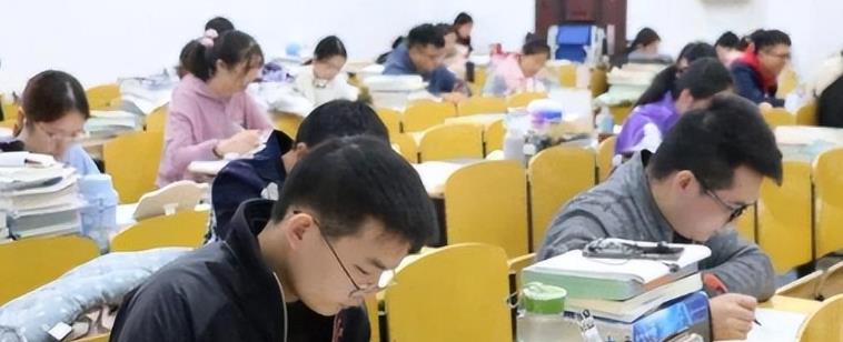 保研|女大学生入围985保研名单,却忍不住崩溃大哭,原因让人很无奈