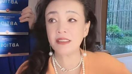 大S|大S使出杀手锏，张兰的防线被彻底击碎，直播间6万人她都不出现