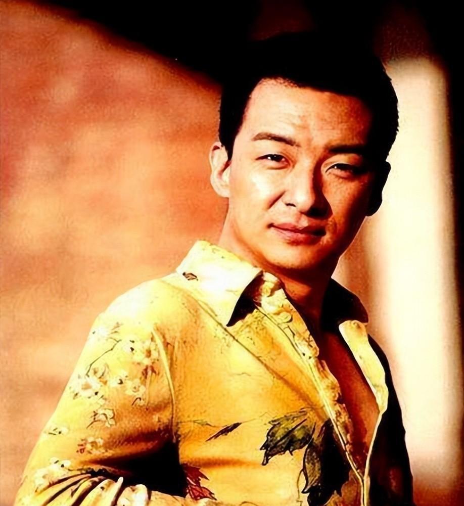 郝平|演员郝平：两次艺考被拒，娶了白富美江元，最感恩的人是岳父