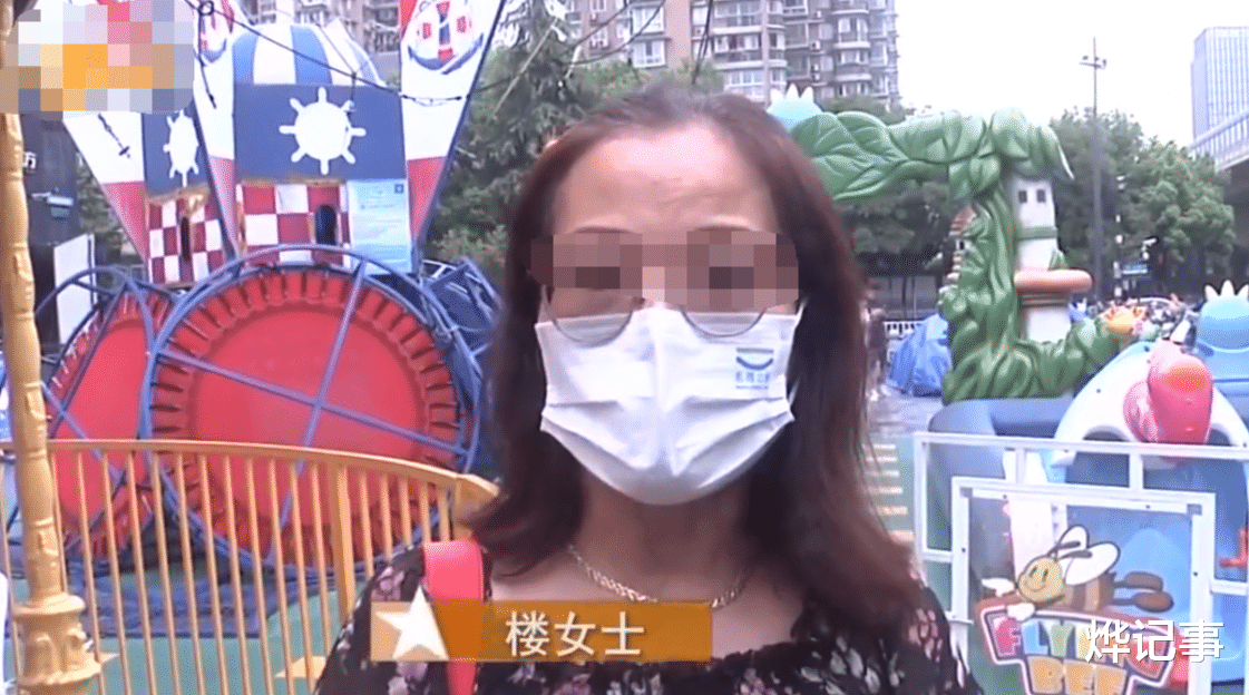 一名女子逛金店,花8000多元钱,买了一个手镯,没多久就出事了