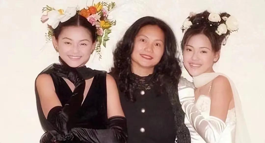 大S|大S妈：嫁入豪门吃尽苦头，八百万救小三，温柔一刀完胜小菲母子