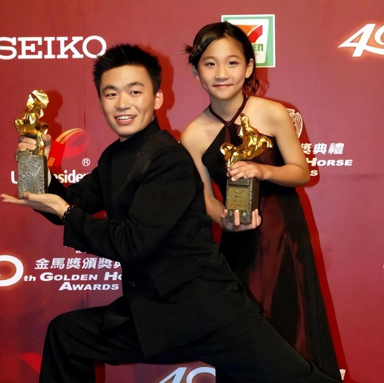 毛晓彤|8位出身贫寒的明星:如今个个都大红大紫,是金子总会发光