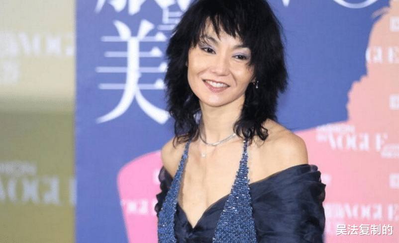 发型 女明星减肥成果大展示，有人瘦到能轻松数肋骨，只能用恐怖来形容