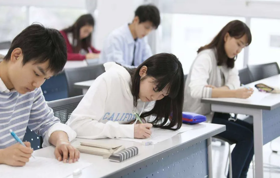 大学|专科就业很好的3个专业,人才需求量大,工作很容易找