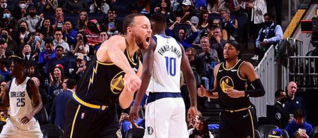 阿杜|离谱！关键时期换下库里，62-0神迹被破，科尔你可真行！