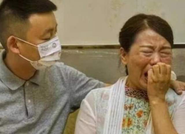 许敏|兄弟情深!许敏外甥云昊发声缅怀姚策,网友感慨许妈一家很善良