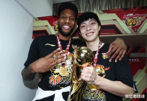 季后赛|cba四强诞生！广东宏远优势扩大，手握唯一的季后赛类型外援