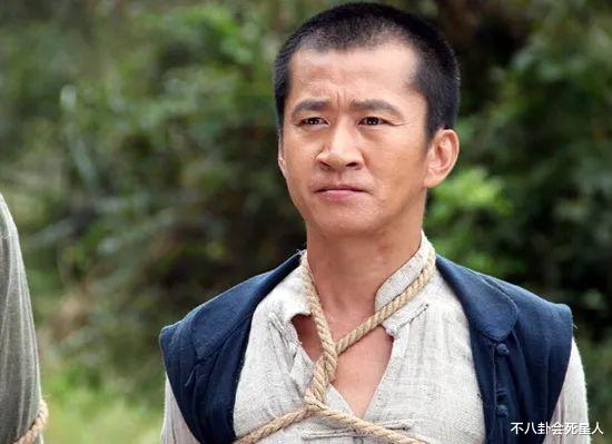 庞麦郎|内地明星过气比港星落魄!当环卫工、开出租、患精神病,一地心酸