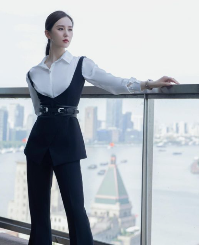 刘诗诗|刘诗诗:攻气十足的神仙小姐姐,气质在线