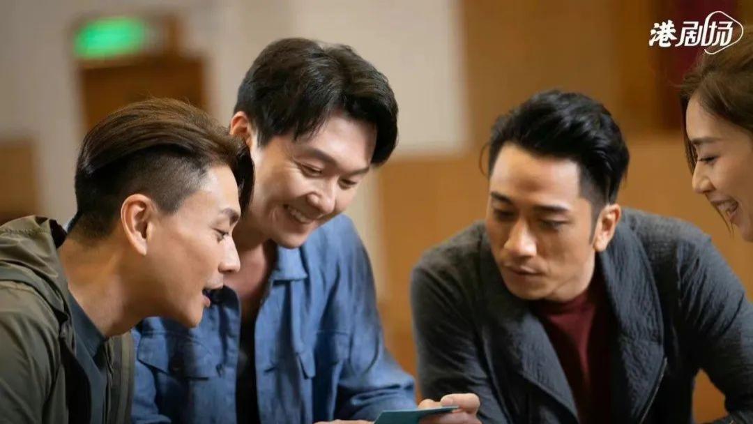 夏梦|开分7.9，黄宗泽、吴卓羲在2022年底打出了一把王炸！