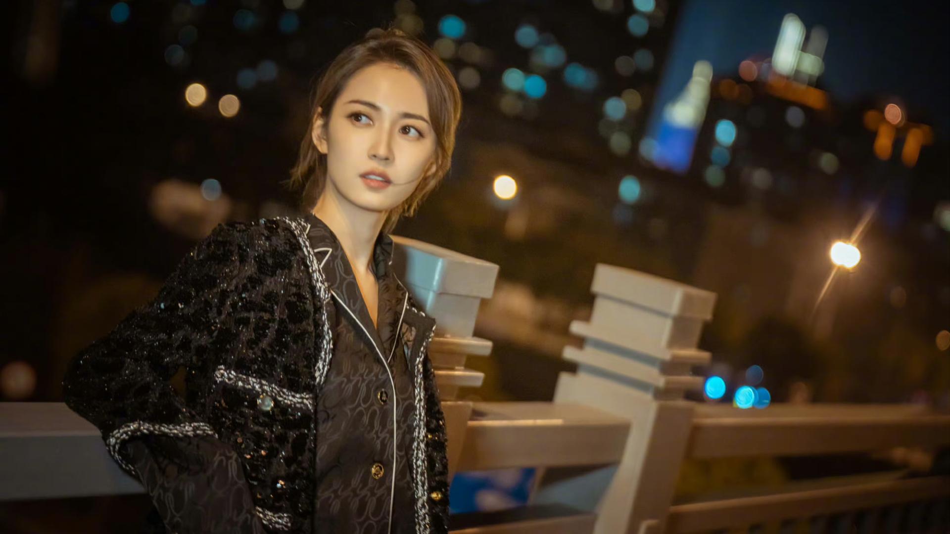 陈钰琪|陈钰琪恋情曝光？与《浮图缘》导演三搭，共养一条狗，男方删动态