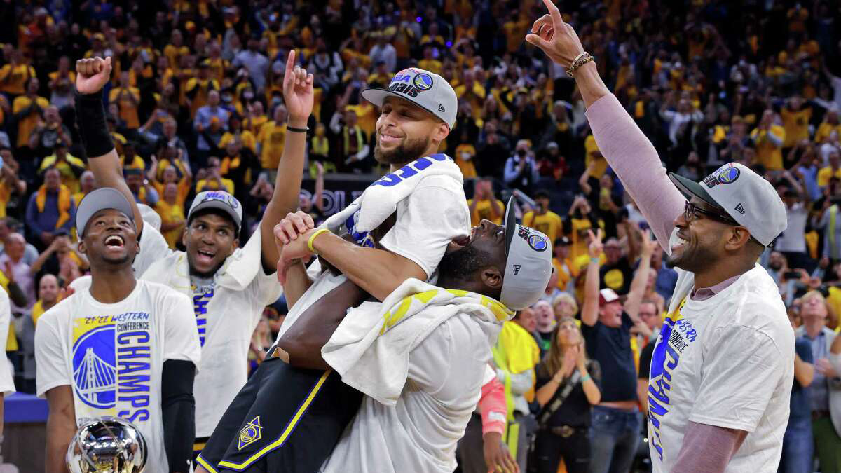 勇士新闻:老板谈不交易选秀权,威金斯有望留队?夺冠赔率出炉