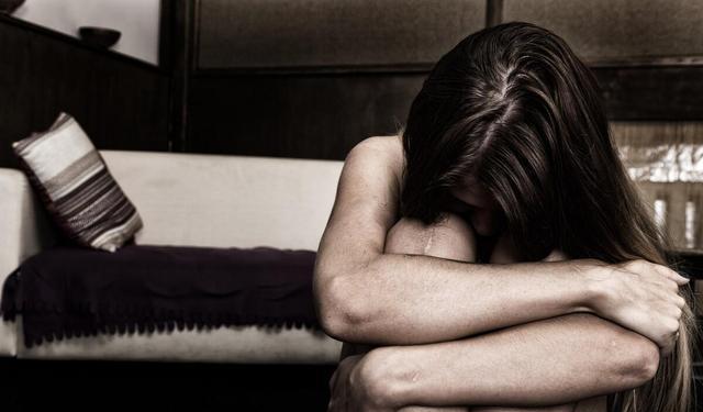 男女被家暴,请收好这份保命手册