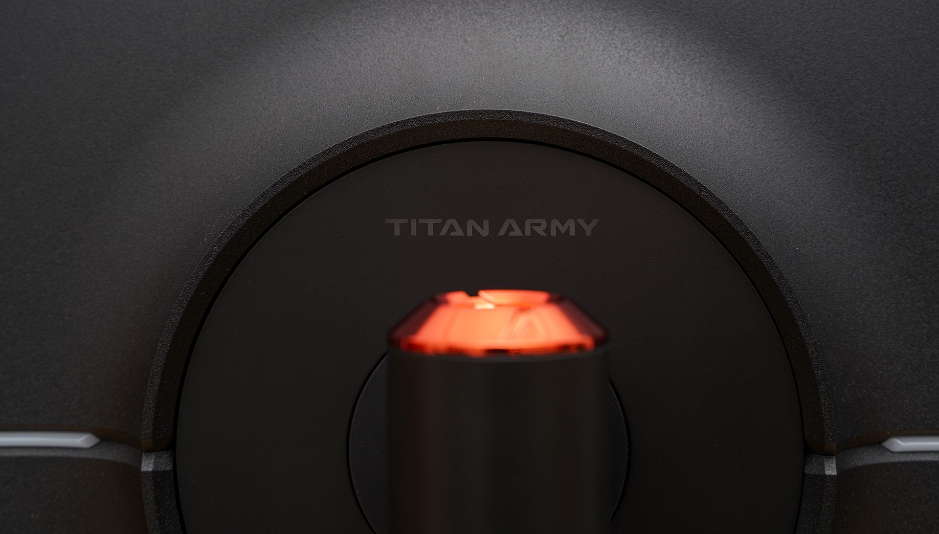 it芯片|RTX3090的最佳伴侣 泰坦军团P2SA2V旗舰电竞显示器开箱