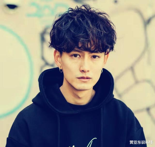 医生 男人到了35岁就成油腻大叔?想让女生喜欢,三步变回小鲜肉