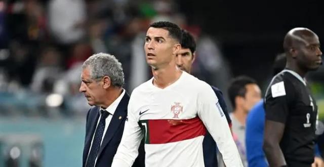 2-1，再现逆转，葡萄牙被绝杀，C罗躲球成乌龙助攻，亚洲3队出线