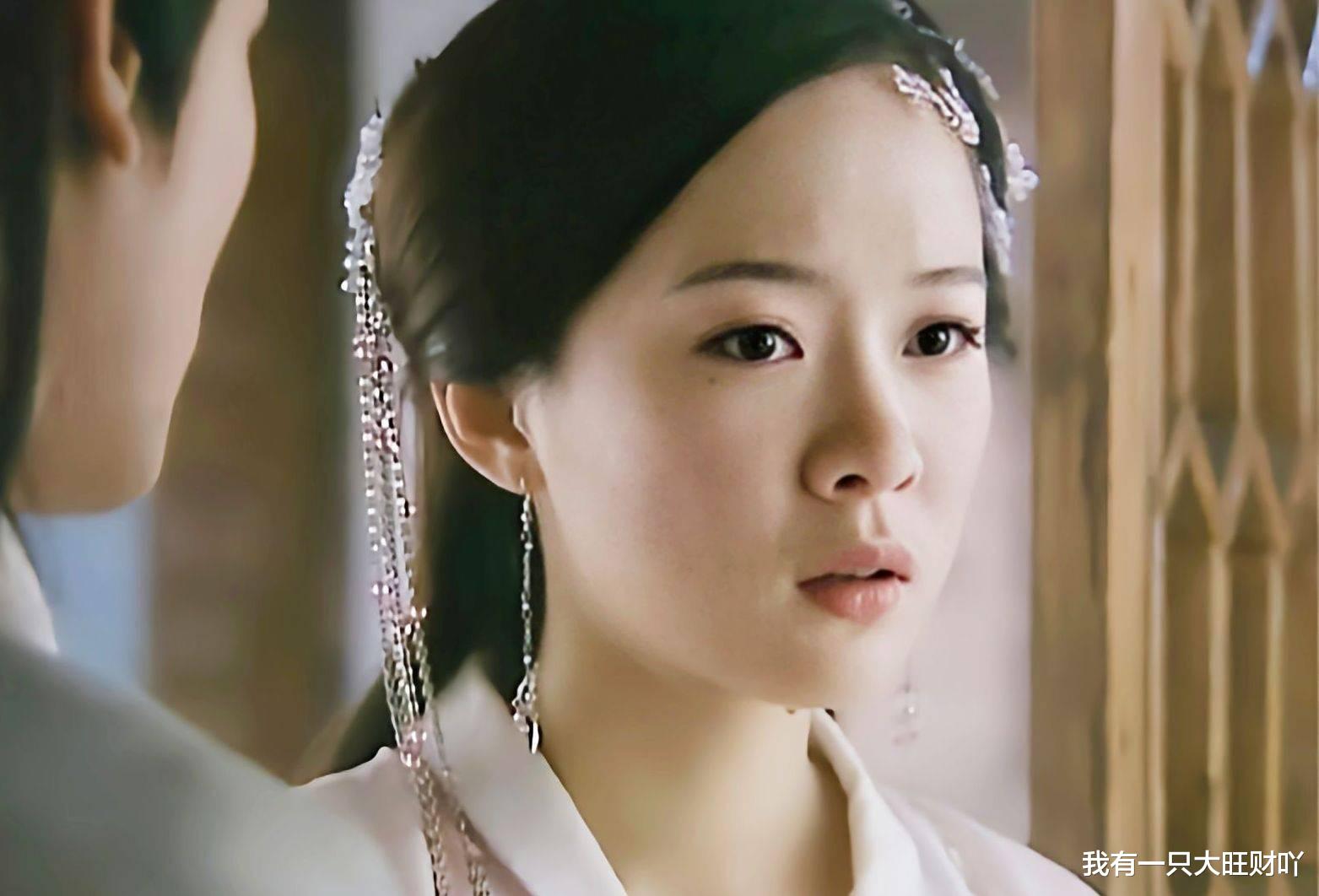 新聊斋志异|《新聊斋志异》等待百年为爱消散，被辜负的秋容，是最可怜的第三者