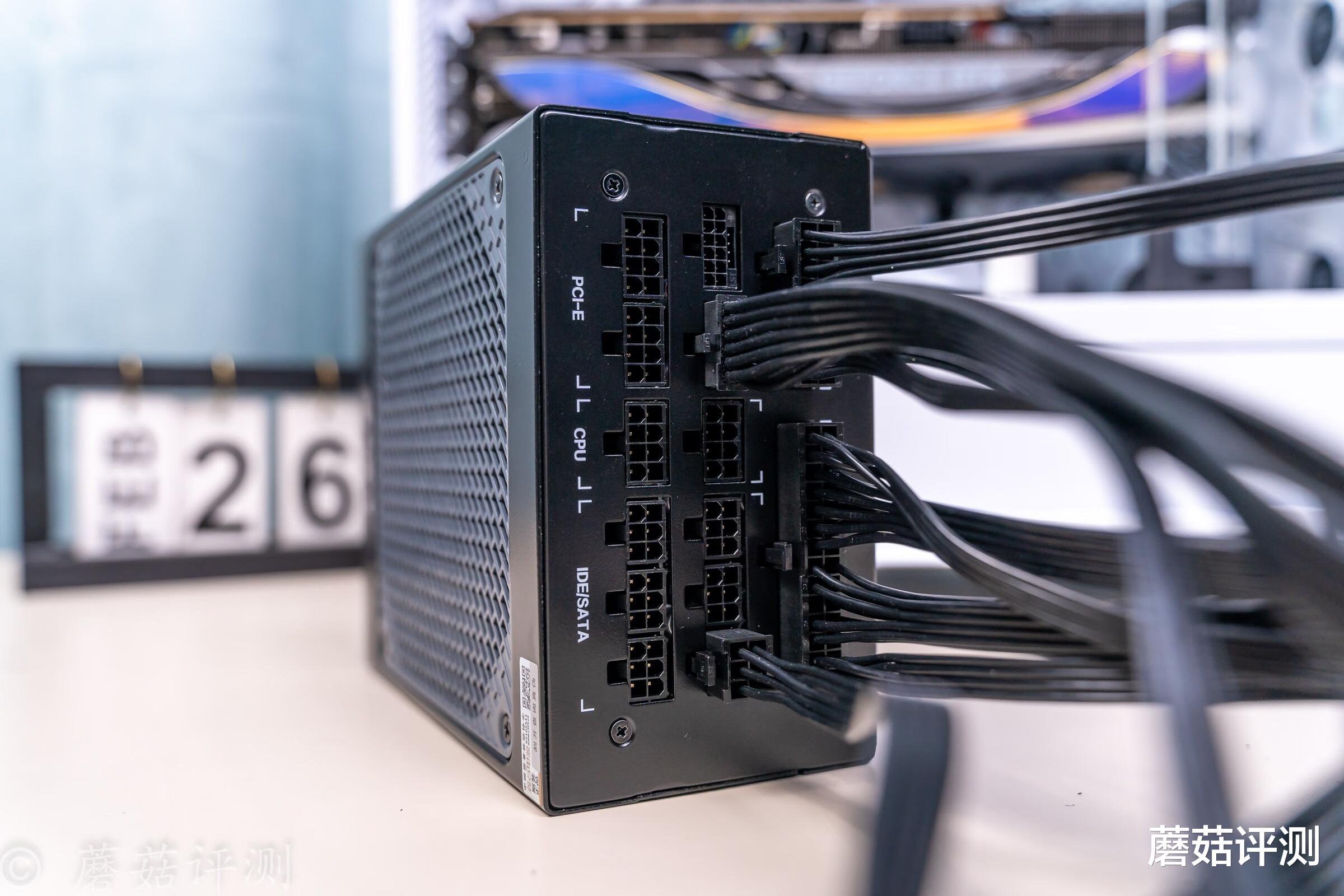 |原生支持PCIe5.0接口，输出更强更稳定、鑫谷昆仑KL-1250G电源 评测