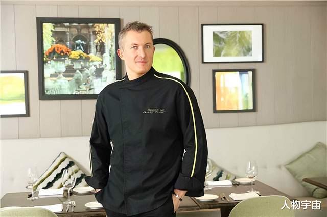 香港|她是香港四大才女,最美填词人,填词一首赚9000块,感情经历传奇