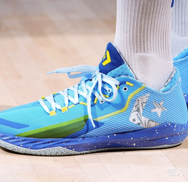 蔡恩·威廉森|NBA球员上脚：詹姆斯单场50分战靴，锡安的Yeezy球鞋很帅！