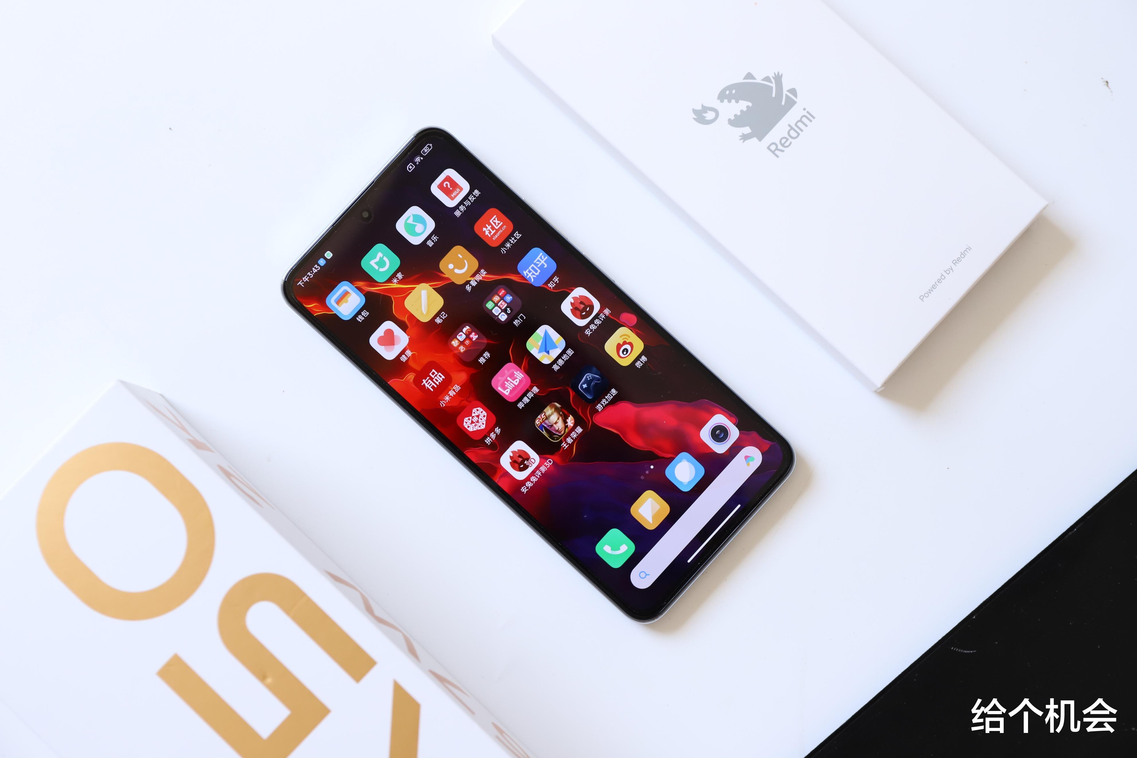 石墨烯|天玑8100是什么档位？盘点搭载天玑8100的手机！性能流畅性价比高