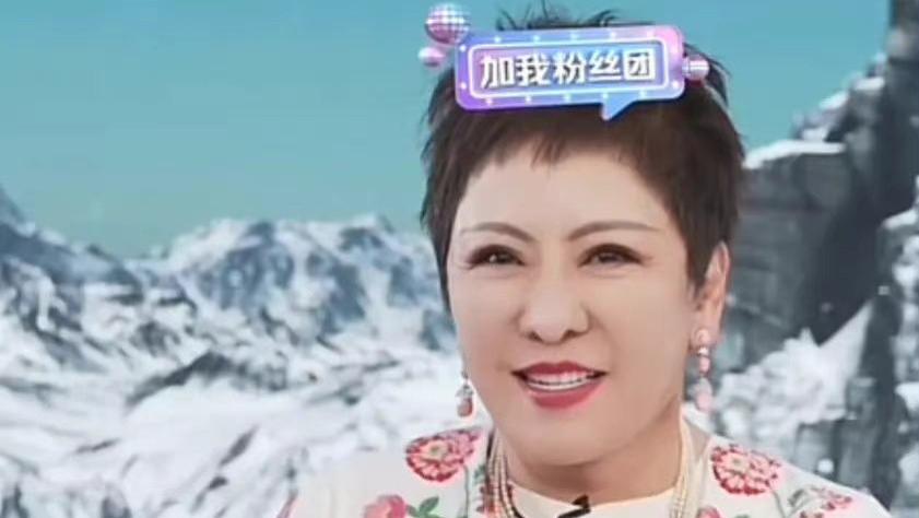 向太|向太翻车后被扒黑历史，曾力挺出轨的文章，跟张兰差的不止格局