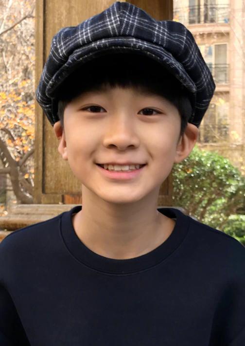 张亮|张亮发长文回应儿子天天早恋，网友调侃：是不是看了热搜才知道