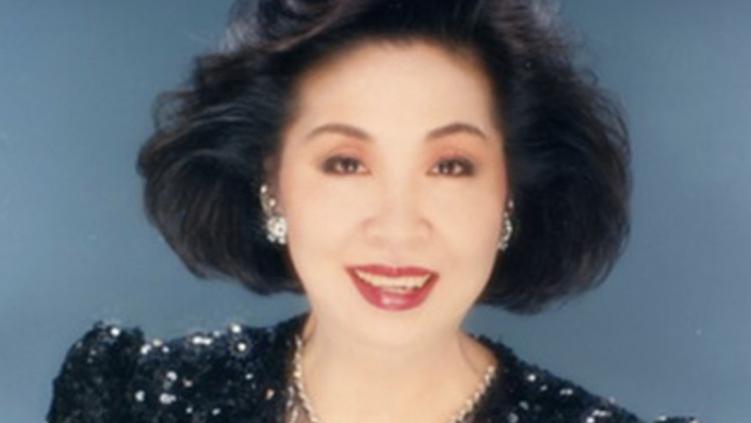 我的心里只有你没有他|“歌后”静婷睡梦中去世！17岁夜总会卖唱谋生，75岁还在办演唱会