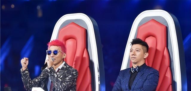 刘凤瑶|确实，周深和刘凤瑶唱《冷酷到底》真的不合适