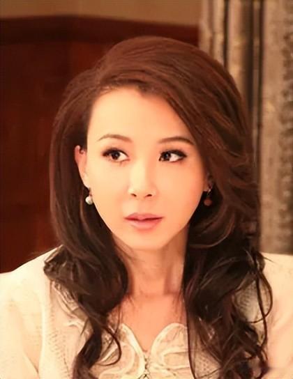 刘涛|半老徐娘爱“装嫩”,50岁的“少女感”太辣眼!