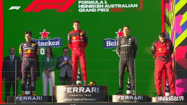 红牛|F1赛后焦点：乐扣再夺冠，法拉利很强势；维斯塔潘退赛，红牛问题重重