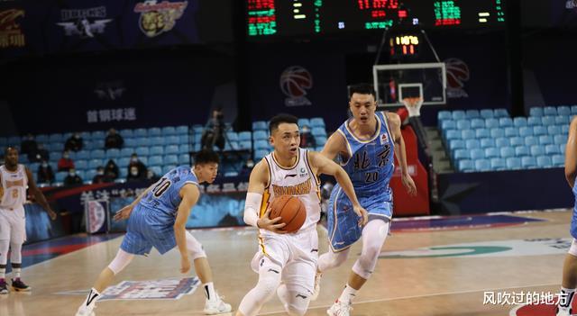 山西男籃|CCTV5直播！北京首鋼迎來復(fù)仇之戰(zhàn)，雅尼斯拒絕被雙殺，死拼防守