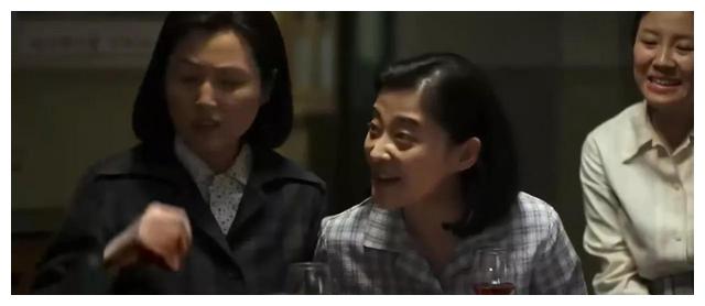 许亚军|张译脱力，许亚军撒书，刘奕君的粗鲁，细扒这些演员表演，真牛