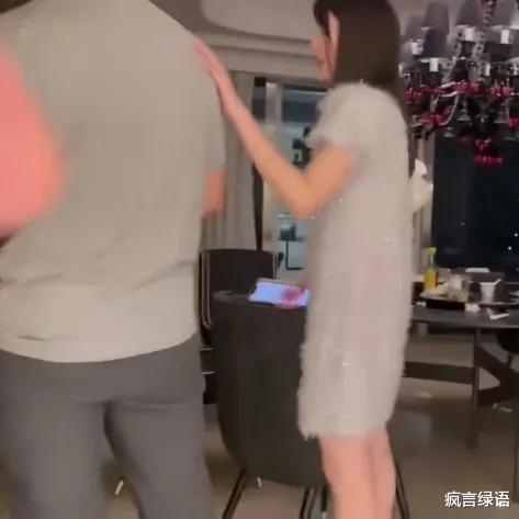 汪小菲|离婚时给大S泼脏水就能看出汪小菲的人品了