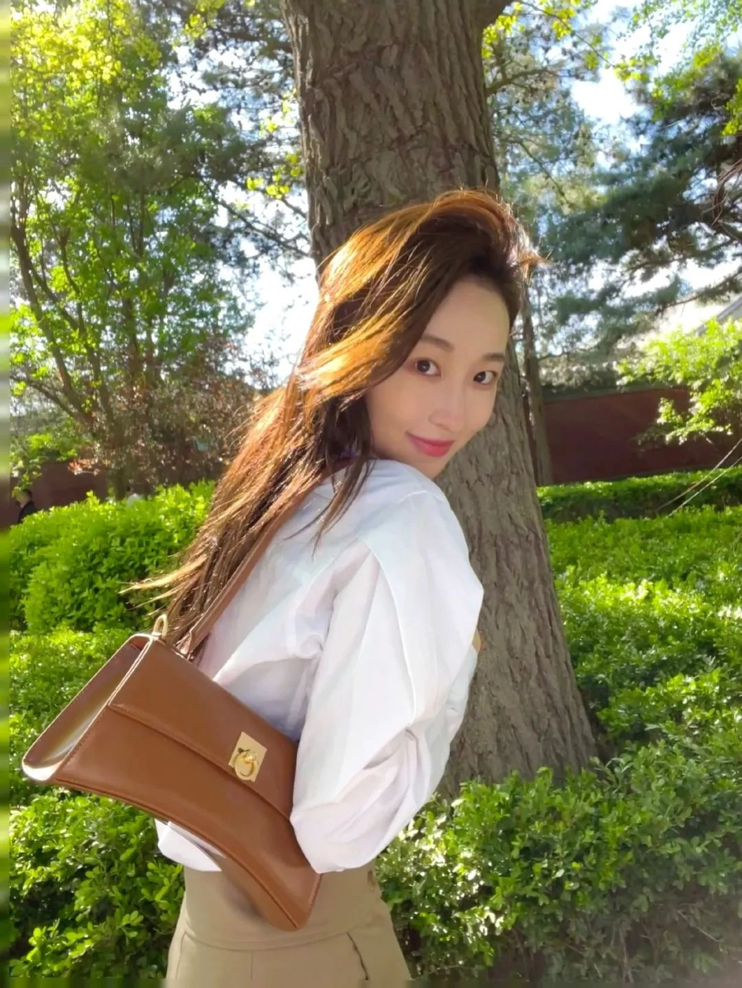 许潇晗|许潇晗，在韩国出道两年欠债80万，回国发展后，成功逆袭！