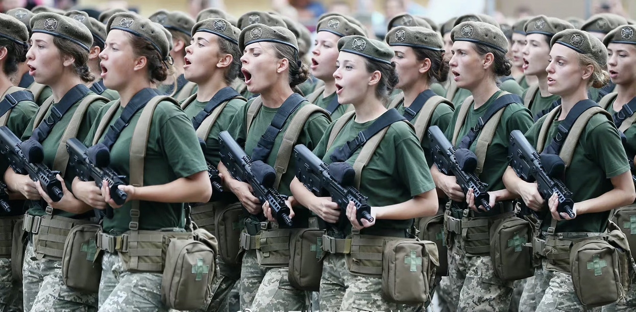 乌克兰女兵急剧增加，军队开始对女性军人制服和内衣进行测试！