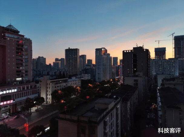 一加科技|3K价位只能专注某个方面？它游戏体验好，综合实力也不拉跨