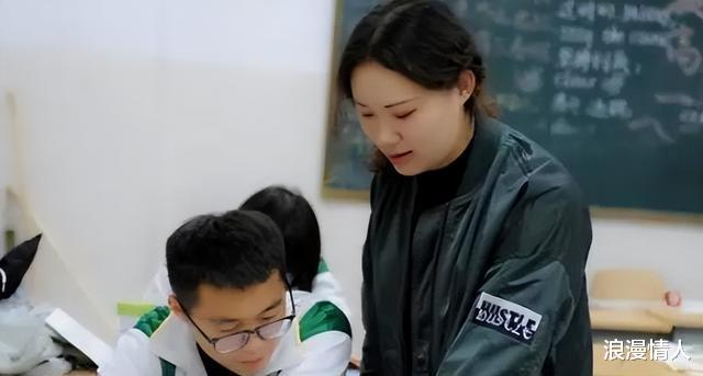 |教师和医生虽然同样是事业编，工作多年后才发觉，差距不是一点