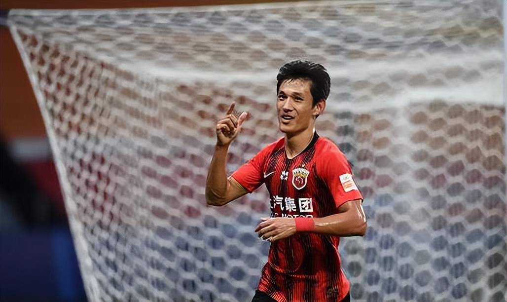 阿根廷队|李霄鹏胆子太大了！昔日国足主力如今被他弃用，直接枯坐板凳