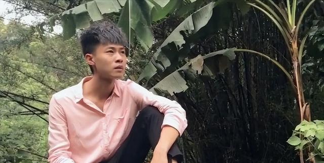 龙麻子|被央视点名表扬的5位网红,许华升为家乡造福,龙麻子成烈火英雄