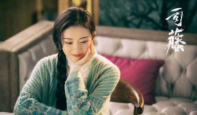 杨蓉|女星的星运是“玄学”：王力可演38个女主不火，杨蓉“万年女配”