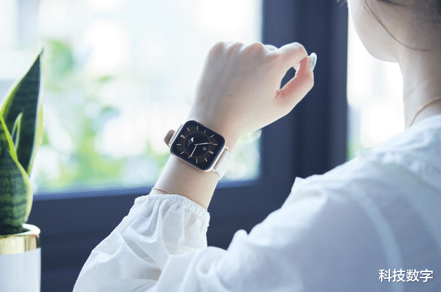 大疆|下半年最适合女生佩戴的智能手表?上手OPPO Watch 3后,我有话要说