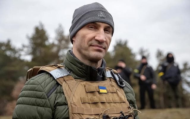 克里琴科|46岁的克里琴科欲重返拳坛再夺王位！试图打破福尔曼的拳王纪录