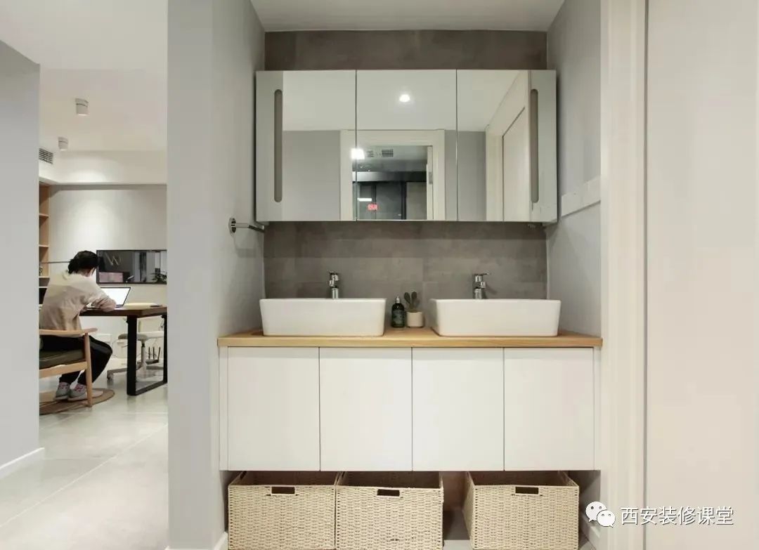 120㎡三室变两室,打造清爽婚房