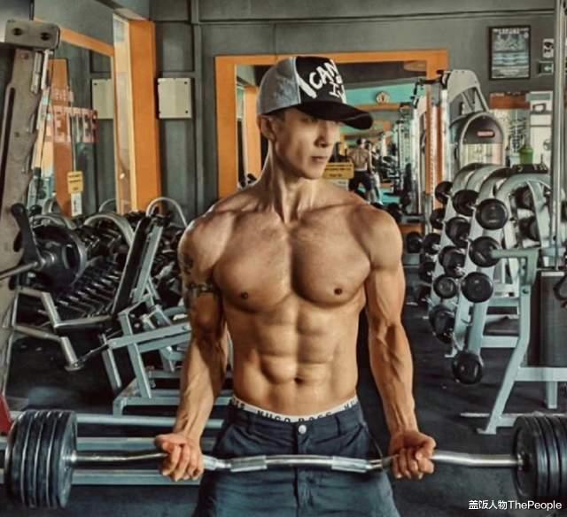 炎亚纶|11年后再看四大男神,有人演技“炉火纯青”,有人丑恶嘴脸藏不住