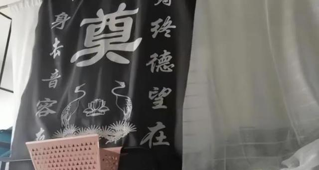 “这是要把同学送走”?某校大学宿舍装修走红,睡个觉背后凉飕飕的